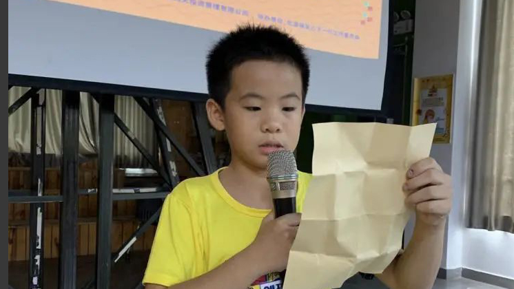成為創(chuàng)玩無界的小設(shè)計(jì)師！“順江社區(qū)2020青少年敢創(chuàng)夏令營(yíng)”完滿結(jié)營(yíng)
