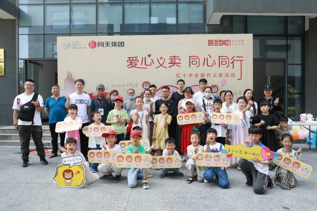 設計城第二屆社會開放日拉開帷幕，市民游客新奇體驗大呼“過癮”