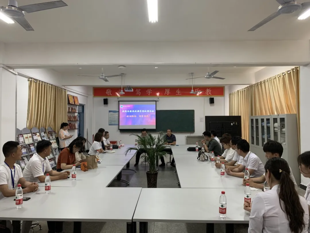 中原工業(yè)設(shè)計(jì)城走進(jìn)高校,校企面對面對接人才需求