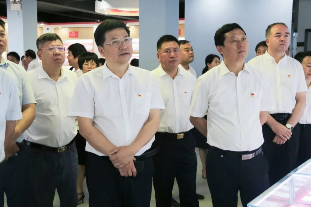 豐城市委書記李曉楚率團到江西工業(yè)設(shè)計小鎮(zhèn)開展黨史學(xué)習(xí)教育