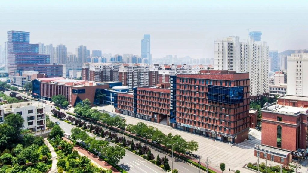 用工業(yè)設(shè)計(jì)賦能城市未來 濟(jì)南國際創(chuàng)新設(shè)計(jì)產(chǎn)業(yè)園撬動(dòng)一城產(chǎn)業(yè)