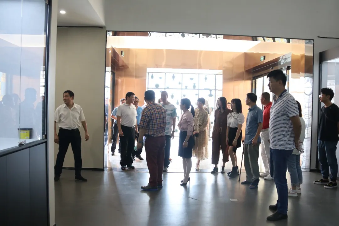 喜訊！中部教裝城喜迎一國內知名設計大咖入駐，他是誰？