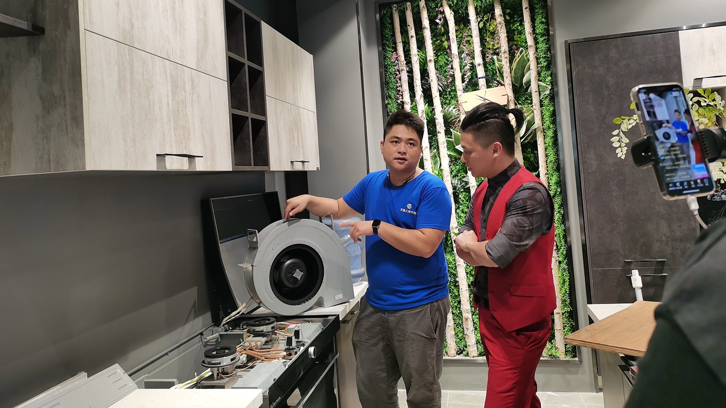 拿來吧！我的寶藏家居 快手家裝垂類主播國慶約“惠”慧聰城