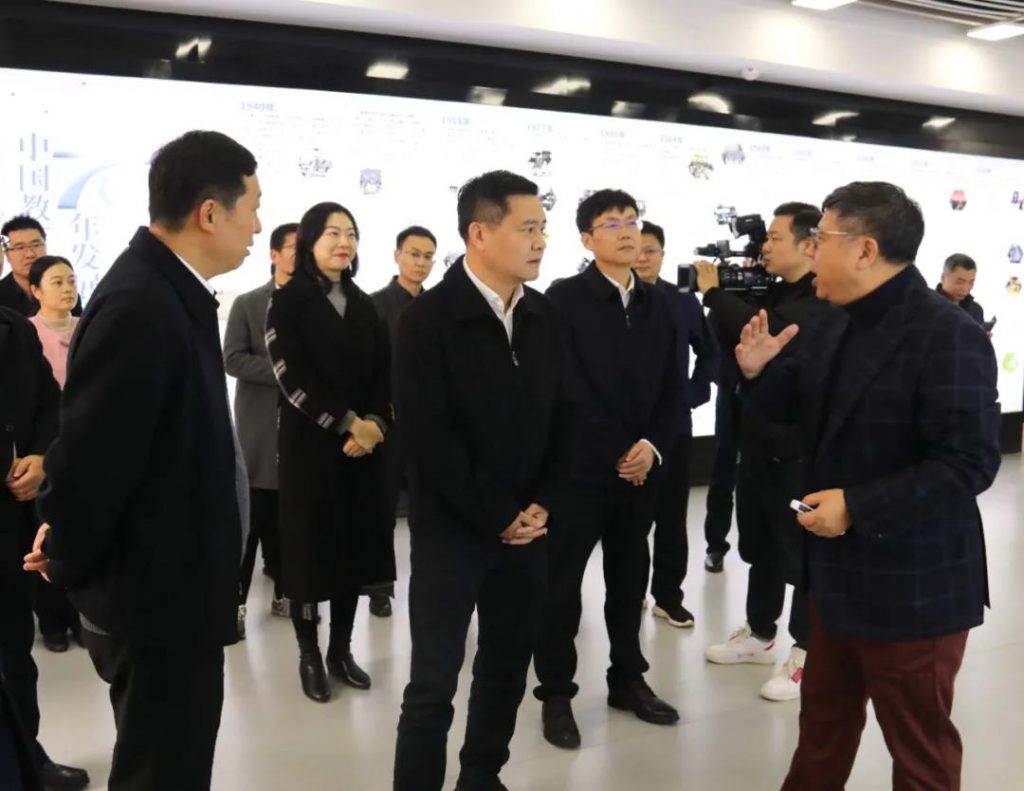 聚焦！南昌市紅谷灘區(qū)黨政代表團考察設(shè)計小鎮(zhèn)