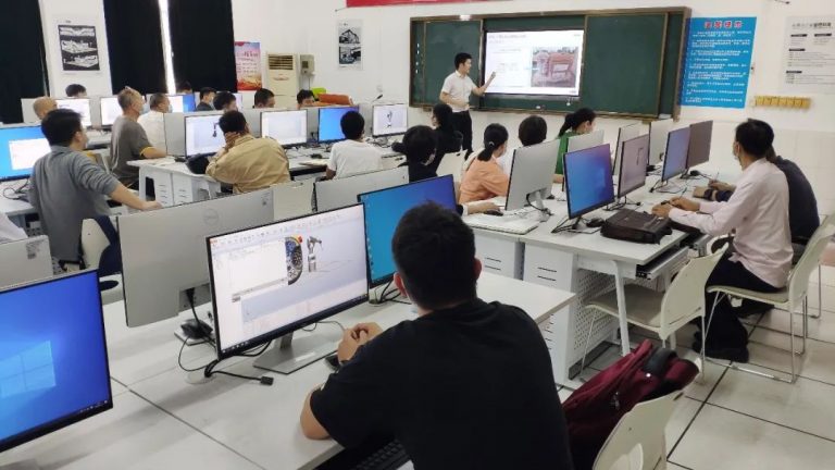 兩個月掌握工業(yè)機器人操作，設(shè)計城助力北滘培育智造人才！