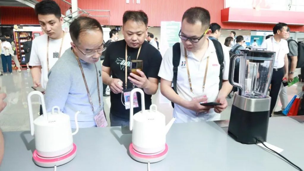全球客商云集！設(shè)計(jì)城企業(yè)出征廣交會實(shí)力“吸睛”