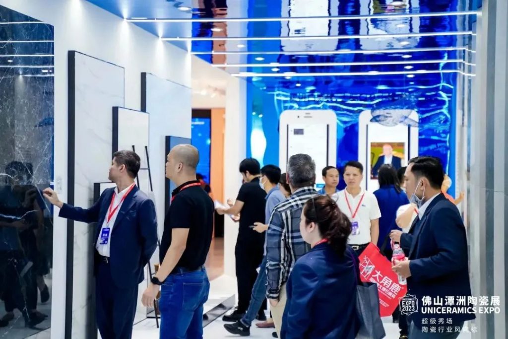 一起“箱”遇設(shè)計！設(shè)計城產(chǎn)品亮相佛山潭州陶瓷展