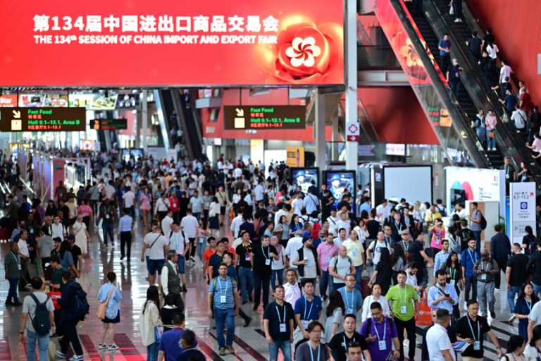 廣東工業(yè)設(shè)計(jì)城創(chuàng)新力量集結(jié)，成為廣交會(huì)“顯眼包”