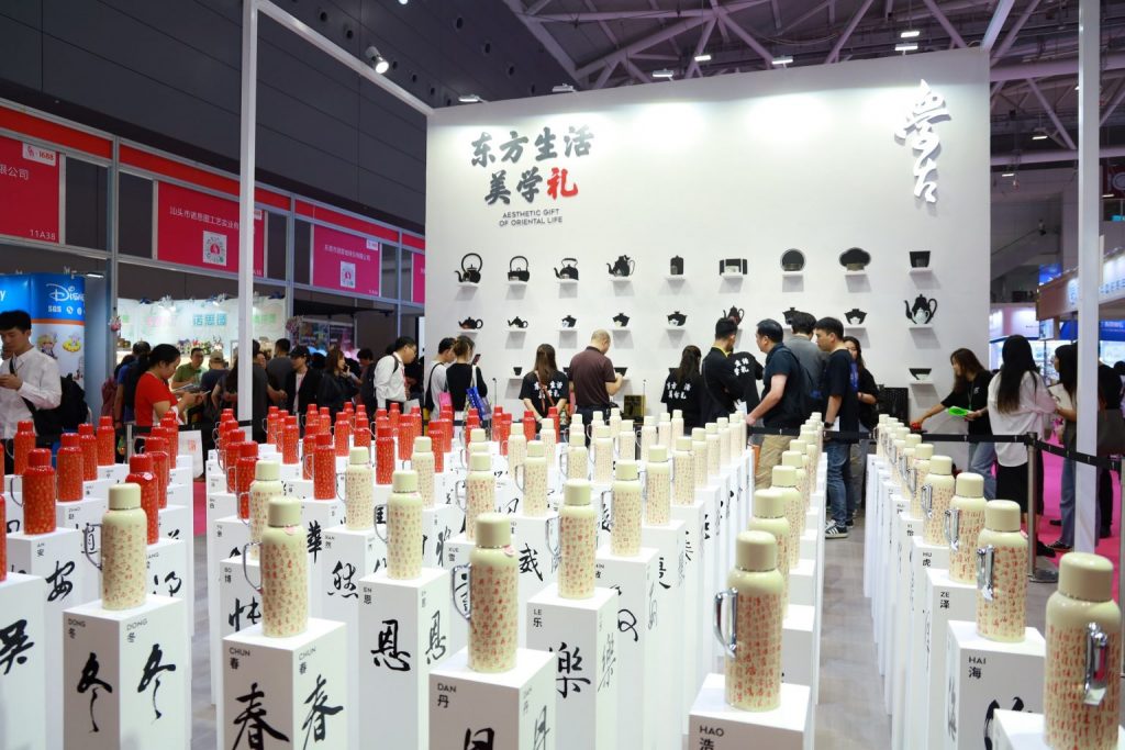 潮趣實用！廣東工業(yè)設(shè)計城創(chuàng)意好物閃耀秋季深圳禮品展