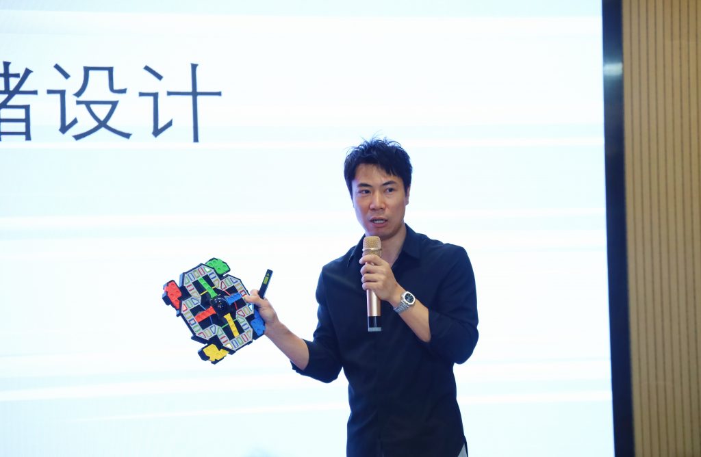 深化產(chǎn)學(xué)研交流 | 清華大學(xué)深圳國際研究生走進(jìn)設(shè)計(jì)城