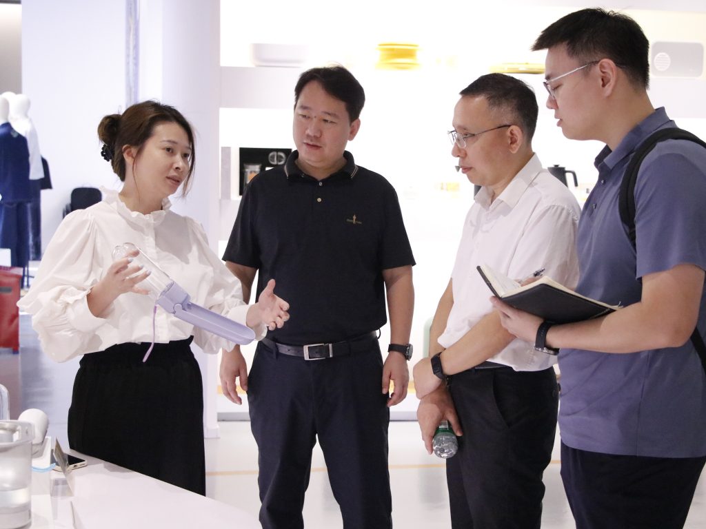 設(shè)計(jì)聯(lián)動(dòng)醫(yī)療:省醫(yī)學(xué)會(huì)聯(lián)同三水區(qū)與設(shè)計(jì)城共探臨床成果轉(zhuǎn)化未來藍(lán)圖