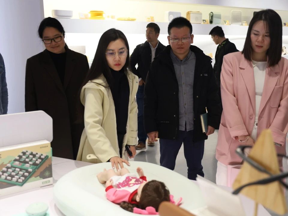 探討“人工智能X工業(yè)設(shè)計” 聚焦AI賦能新質(zhì)生產(chǎn)力